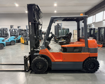 Toyota 7FBMF50 Toyota