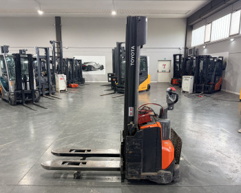 Toyota 8SM12F Toyota