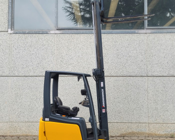 Jungheinrich EFG 215 Jungheinrich