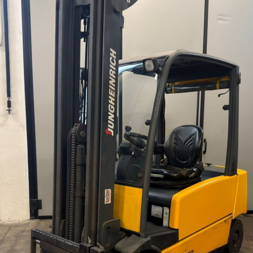Jungheinrich EFG 320
