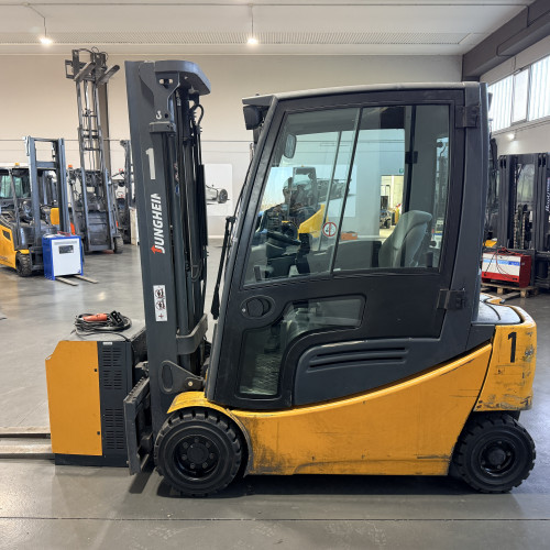 Jungheinrich EFG 320