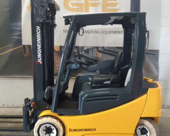 Jungheinrich EFG 320 Jungheinrich