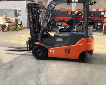 Toyota 8FBMT25 Toyota