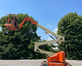 JLG E 400 AJP JLG