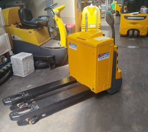 Jungheinrich EJE 220