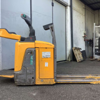 Jungheinrich ERE 120 - 3