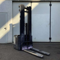 Crown WE 2300 1.6 - 9