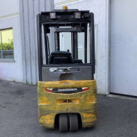 Jungheinrich EFG 215 - 2
