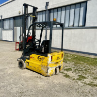 OM XE18 3   Con girevole - 2