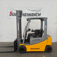 Jungheinrich EFG 320 - 2