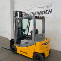 Jungheinrich EFG 320 - 3