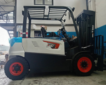 Bobcat B40X-7 Bobcat