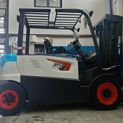 Bobcat B40X-7