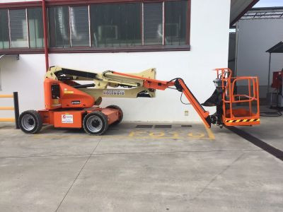 JLG E450AJ