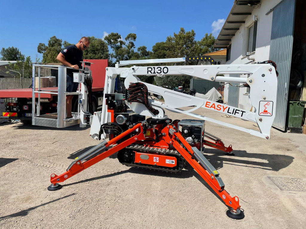 Easy Lift R130 - Cod. PARC-184 - Piattaforma aerea usata
