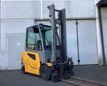 Jungheinrich EFG 425 Jungheinrich