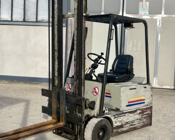 Peschiera Carrelli Elevatori SP 15/3  Peschiera Carrelli Elevatori