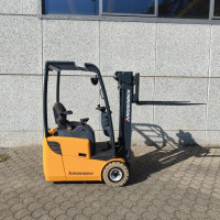 Jungheinrich EFG 110 - 1