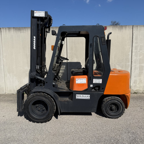 Doosan D30G