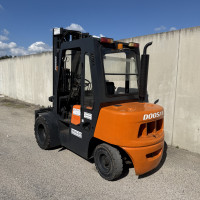 Doosan D30G - 2