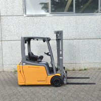 Jungheinrich EFG 220 - 1