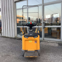 Jungheinrich ERE 120 - 5