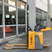 Jungheinrich ERE 120 - 9