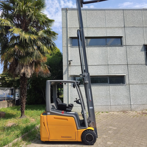 Jungheinrich EFG220