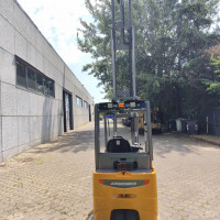 Jungheinrich EFG220 - 9