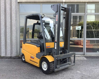 Jungheinrich EFG VAC 30 Jungheinrich