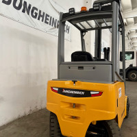 Jungheinrich EFG 320 - 3