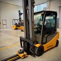 Jungheinrich EFG 320 - 2