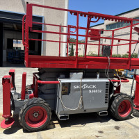 Skyjack SJ6832RT - 2