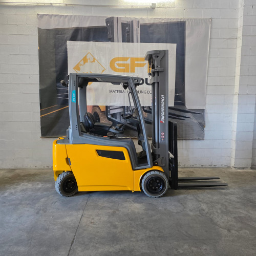 Jungheinrich EFG 320 GE100-550DZ