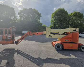 JLG E400AJP JLG