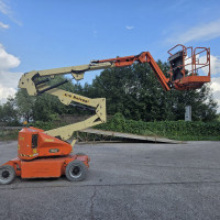 JLG E400AJP - 4