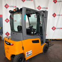 Jungheinrich EFG 320 - 2