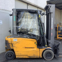 Jungheinrich EFG 320 - 3