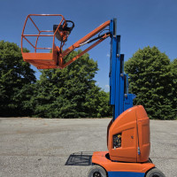 JLG TOUCAN N10E - 3