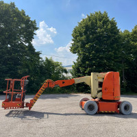 JLG E300AJP - 2