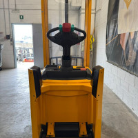 Jungheinrich ERC 212 115 360 ZT - 6
