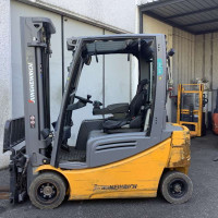 Jungheinrich EFG 320 - 2