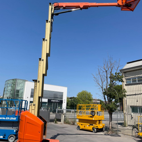 JLG TOUCAN 12E PLUS