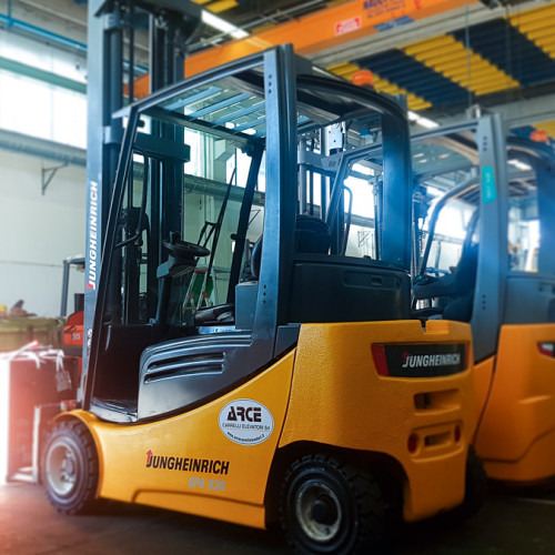 Jungheinrich EFG 320