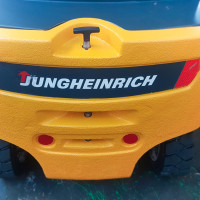 Jungheinrich EFG 320 - 3