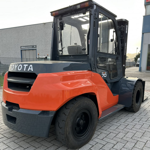 Toyota 40-8 FD 70 N