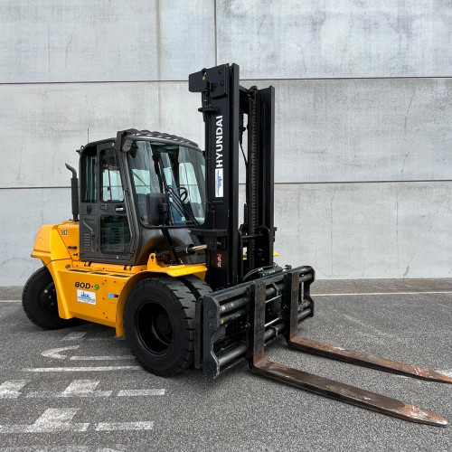 Hyundai 80D-9