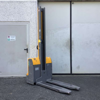 Jungheinrich EMC 110 - 1