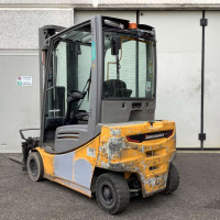 Jungheinrich EFG 320 - 1