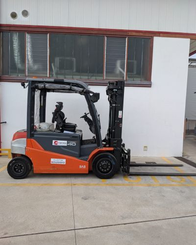 Toyota 8FBMT40